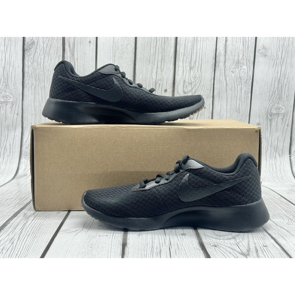 Nike Women's Tanjun Triple Black‎ Size 5.5 / Men's Size 4 DJ6257-002 - Picture 4 of 7